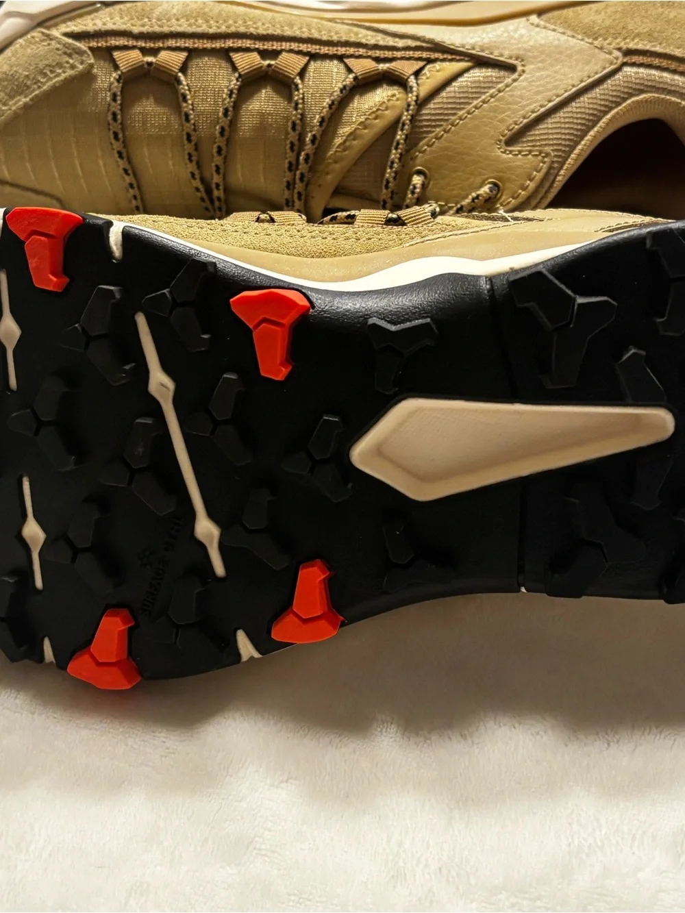 The North Face Women's VECTIV Taraval Tech Sz 7.